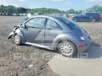 2005 Volkswagen BEETLE photo
