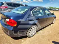 2006 BMW 330 photo