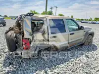 2006 Jeep LIBERTY фото