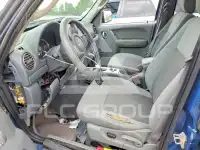2006 Jeep LIBERTY фото