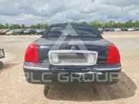 2006 Lincoln Town фото