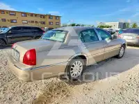 2006 Lincoln Town фото