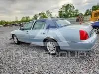 2006 Lincoln Town фото