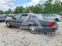 2006 Lincoln Town фото
