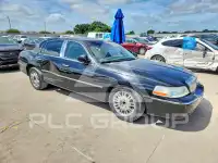 2006 Lincoln Town фото