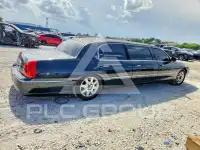 2006 Lincoln Town фото