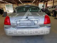 2006 Lincoln Town фото
