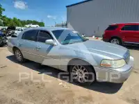 2006 Lincoln Town фото