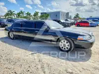 2006 Lincoln Town фото
