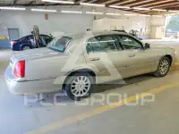 2006 Lincoln Town фото