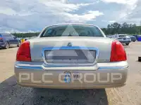 2006 Lincoln Town фото