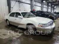 2006 Lincoln Town фото