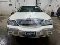 2006 Lincoln Town фото