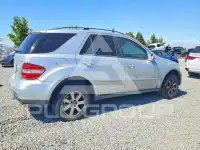 2006 Mercedes Benz ML-Class photo
