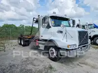 2006 Volvo VHD фото