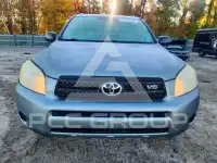 2006 Toyota RAV4 фото