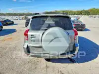 2006 Toyota RAV4 photo