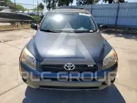 2006 Toyota RAV4 photo