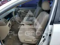 2006 Toyota COROLLA фото