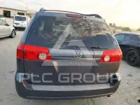 2006 Toyota SIENNA photo