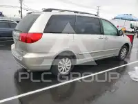 2006 Toyota SIENNA photo