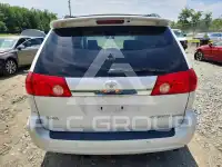2006 Toyota SIENNA photo