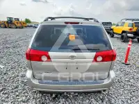 2006 Toyota SIENNA photo