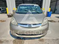 2006 Toyota SIENNA photo