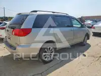 2006 Toyota SIENNA photo