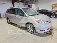 2006 Toyota SIENNA photo