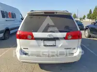 2006 Toyota SIENNA photo
