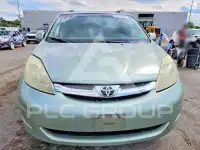 2006 Toyota SIENNA photo