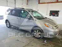2006 Toyota SIENNA photo