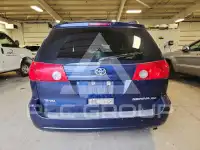 2006 Toyota SIENNA photo