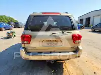 2006 Toyota SEQUOIA фото