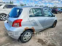 2006 Toyota YARIS фото