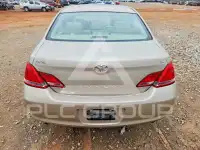 2006 Toyota AVALON photo