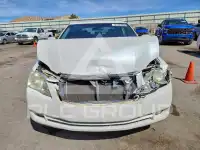 2006 Toyota AVALON photo