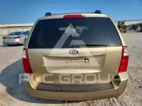 2006 KIA Sedona фото