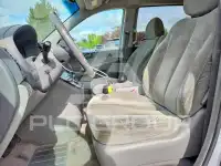 2006 KIA Sedona photo
