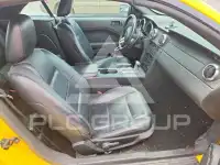 2006 Ford MUSTANG фото