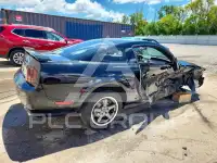 2006 Ford MUSTANG фото