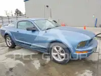 2006 Ford MUSTANG фото