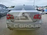 2006 Volkswagen Jetta photo