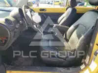 2006 Volkswagen BEETLE photo