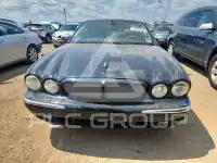 2007 Jaguar XJ photo