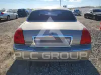 2007 Lincoln Town фото