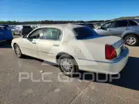 2007 Lincoln Town фото