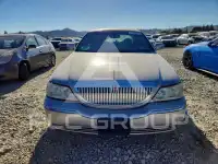 2007 Lincoln Town фото