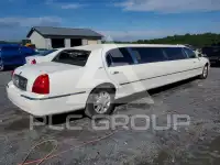 2007 Lincoln Town фото
